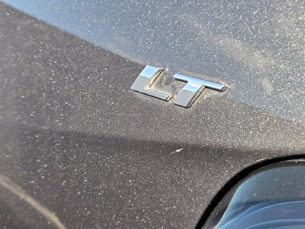 Used 2018 Gray Chevrolet LT image 9
