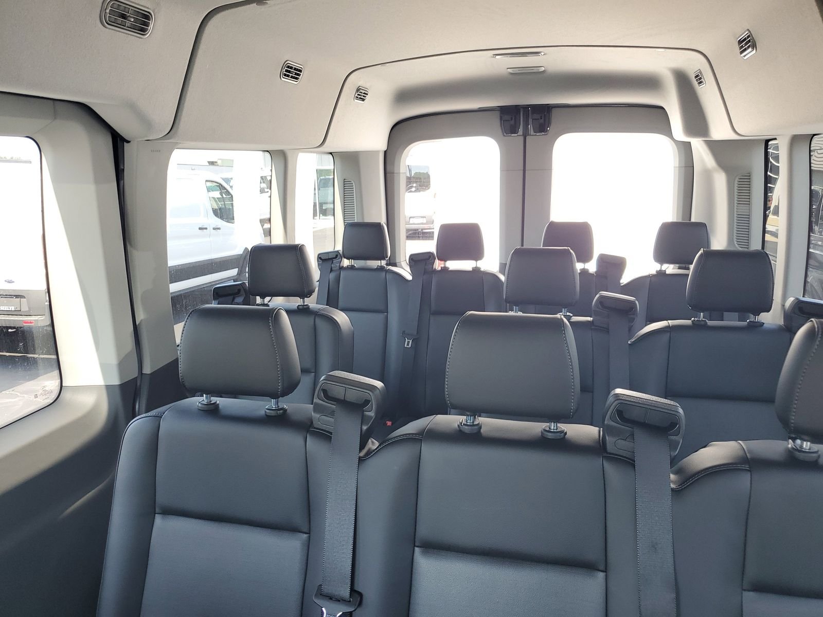 2025 Ford Transit Passenger Van XL - Photo 41