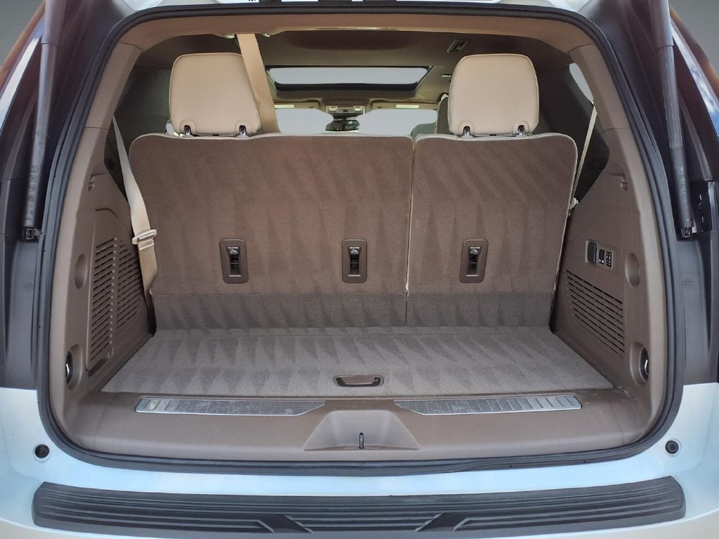 Used 2025 White GMC Denali image 15