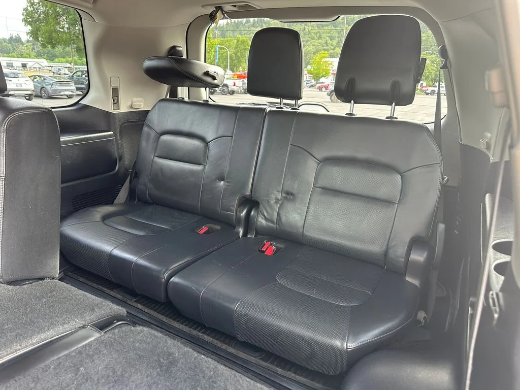 Used 2016 Black Toyota Base image 15