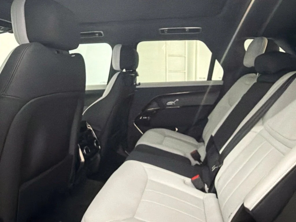 New 2024 Gray Land Rover Dynamic SE image 20