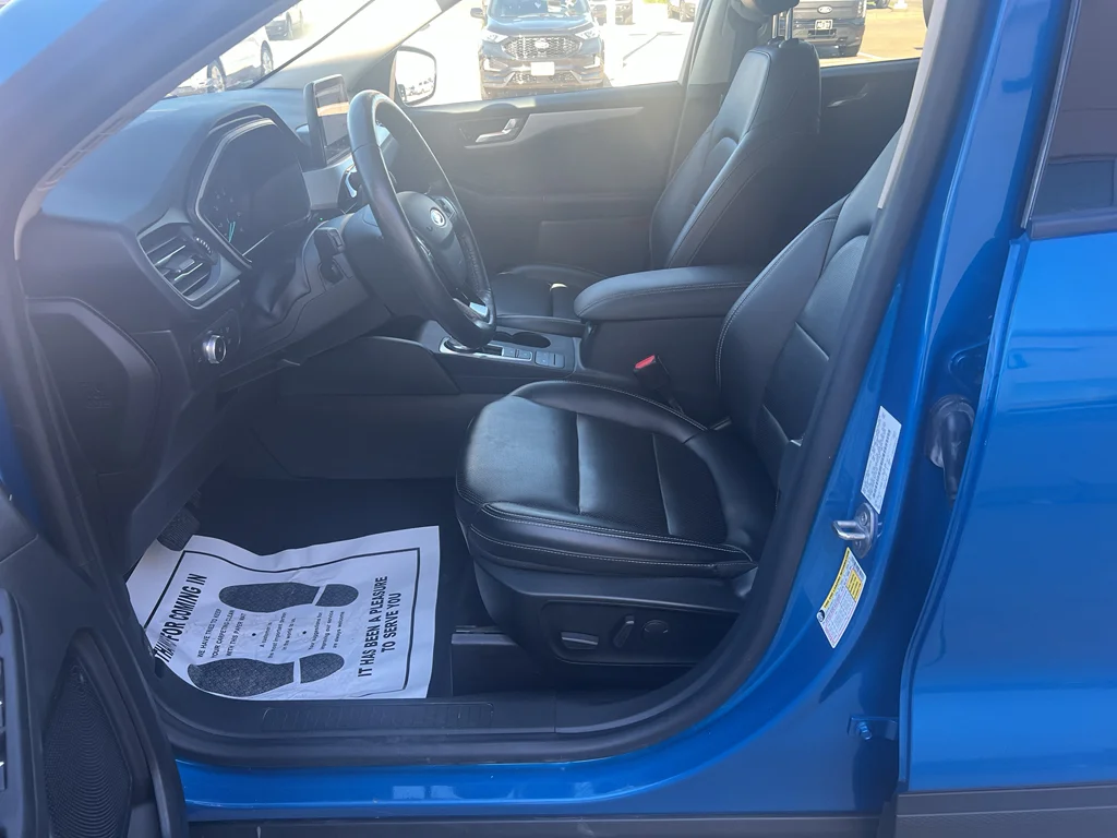 Used 2020 Velocity Blue Metallic Ford SEL image 12