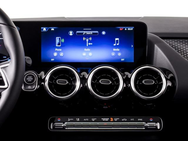 New 2026 Polar White Mercedes-Benz GLA 250 image 70