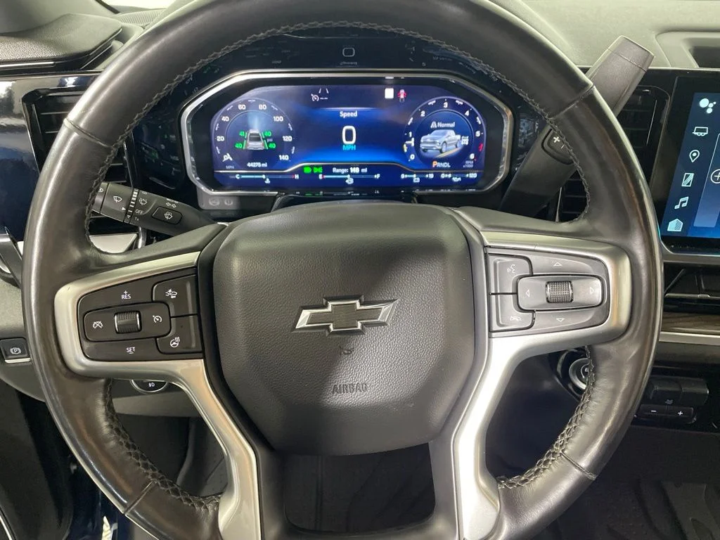 Used 2023 Blue Metallic Chevrolet RST image 15