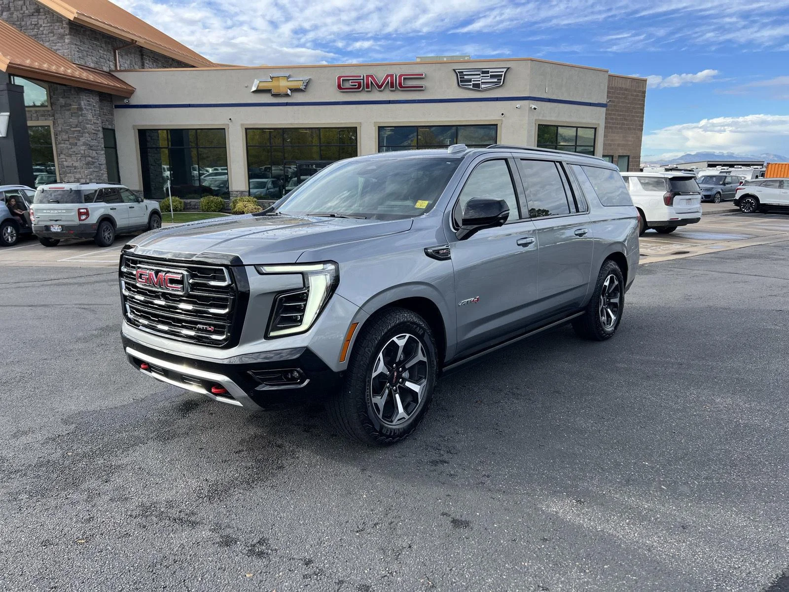 2026 GMC Yukon XL AT4 - Photo 7