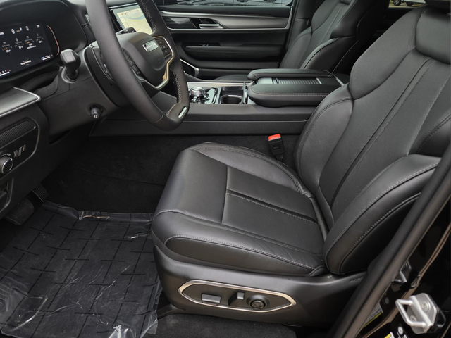 New 2026 High Gloss Black Jeep Limited Altitude image 16