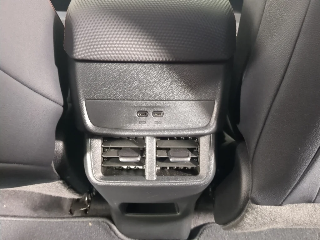 Used 2025 GRAY Chevrolet AWD RS image 22