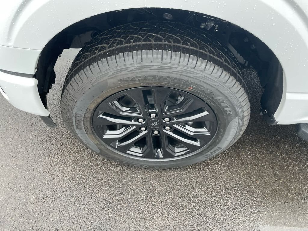 Used 2026 White Ford XLT image 9