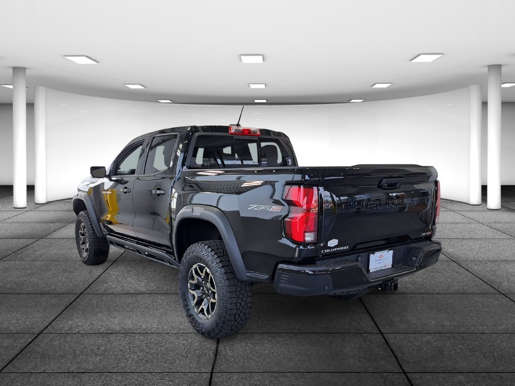 2026 Chevrolet Colorado ZR2 - Photo 6