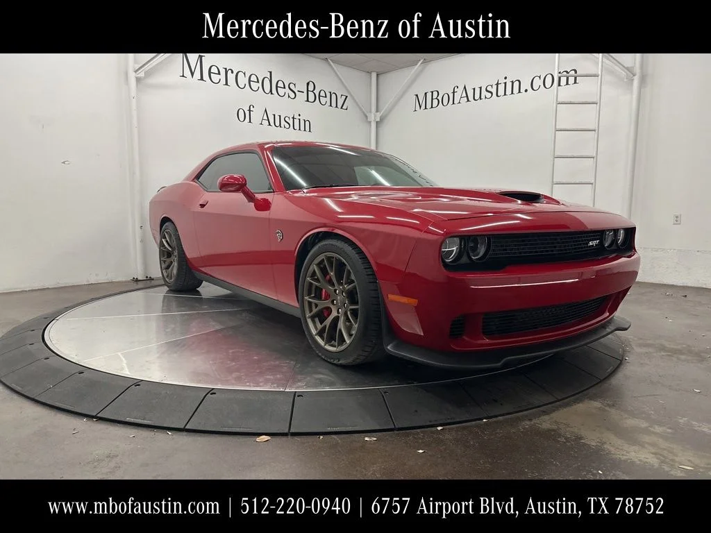 2016 Dodge Challenger SRT Hellcat's photo