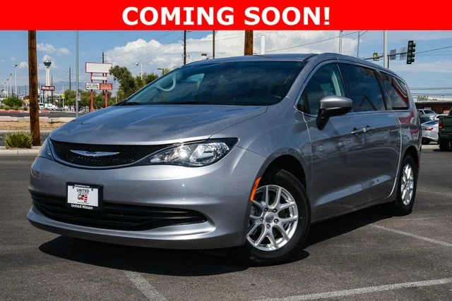 2023 Chrysler Voyager LX