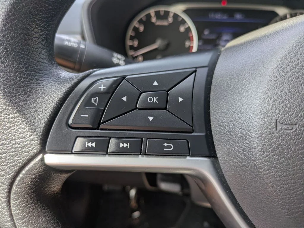 Used 2025 Black Nissan 2.5 SV image 16