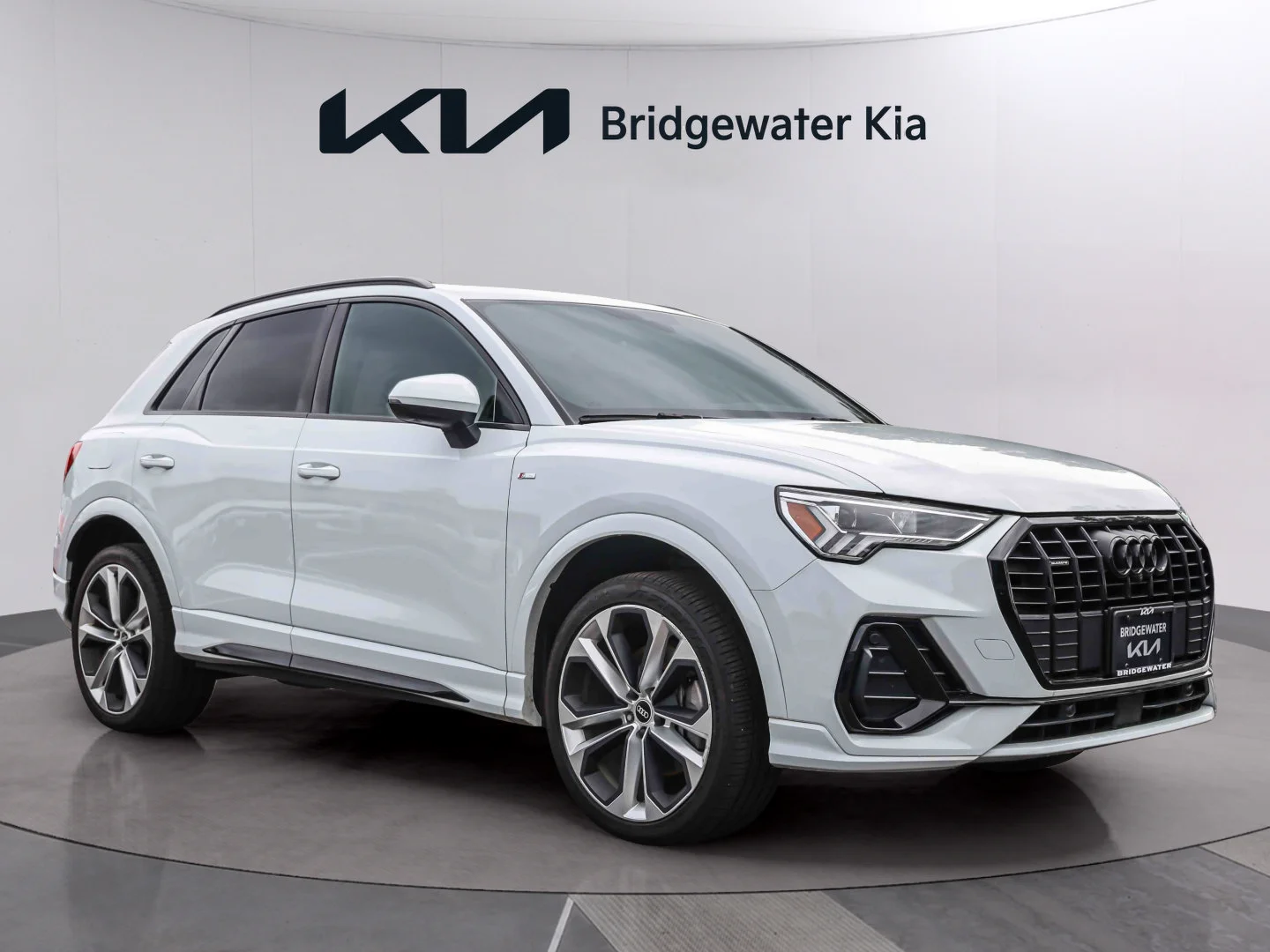 2022 Audi Q3
