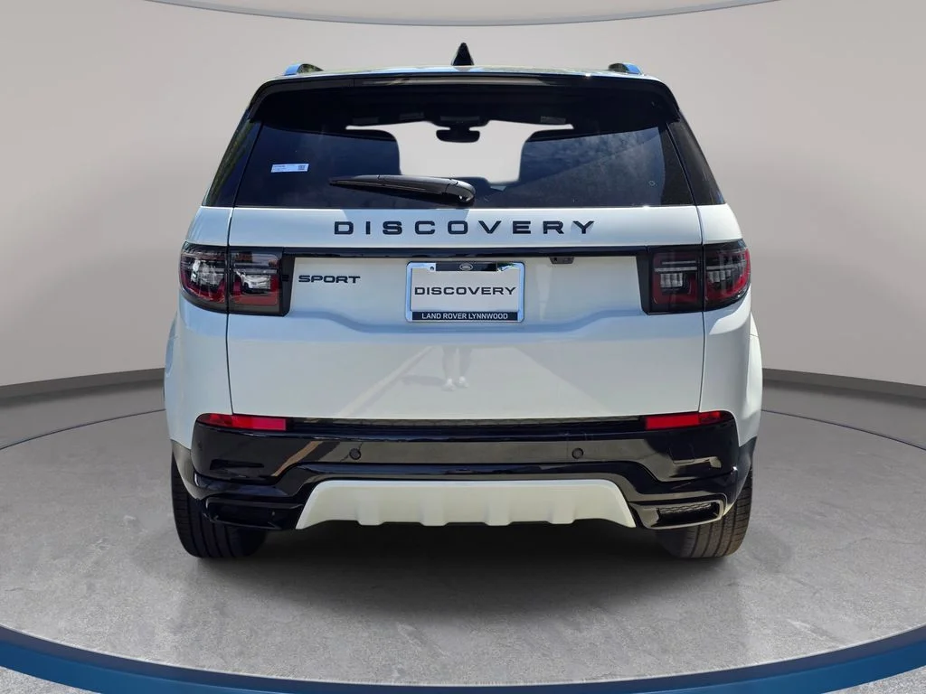 New 2026 Fuji White LAND ROVER Landmark image 6