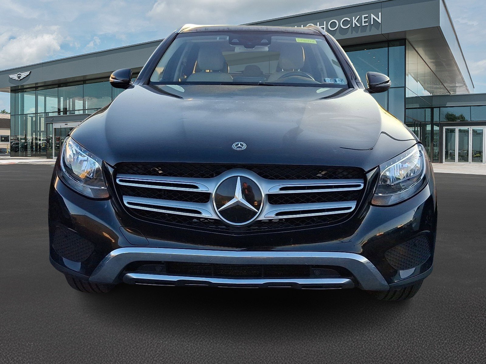 Used 2018 Black Mercedes-Benz GLC 300 image 2