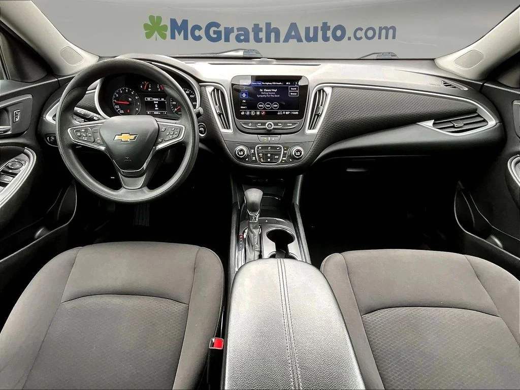 Used 2023 Gray Chevrolet LT image 10