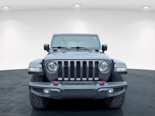 Used 2021 Gray Jeep Rubicon image 6