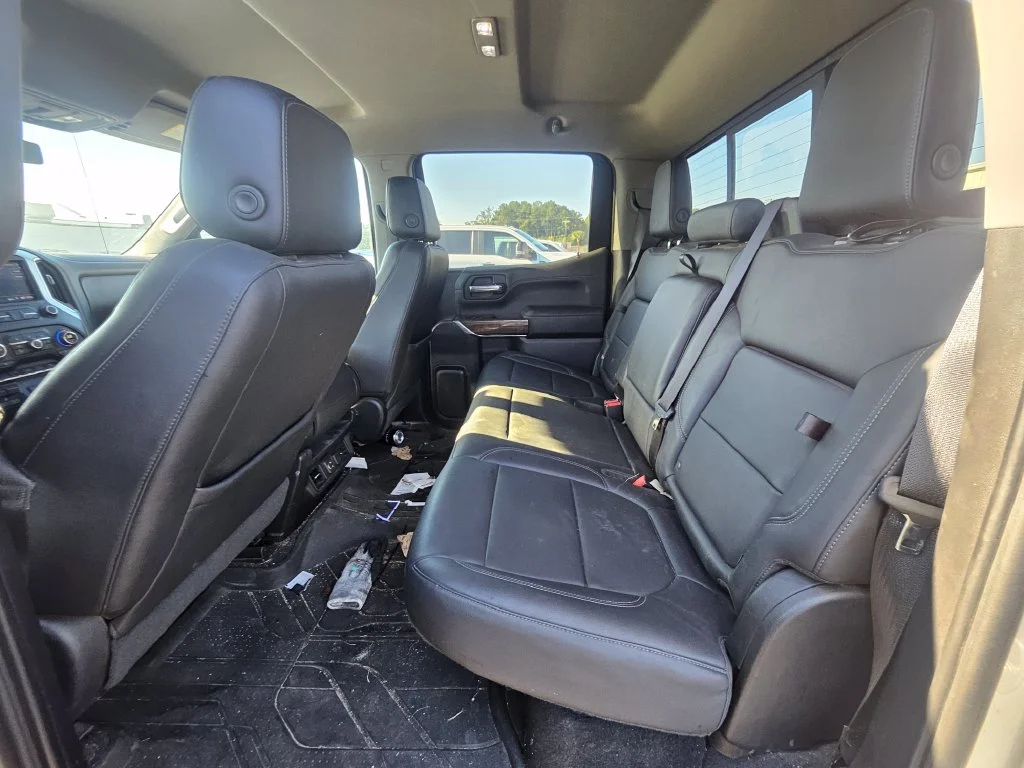 Used 2019 Silver Ice Metallic Chevrolet LT image 18