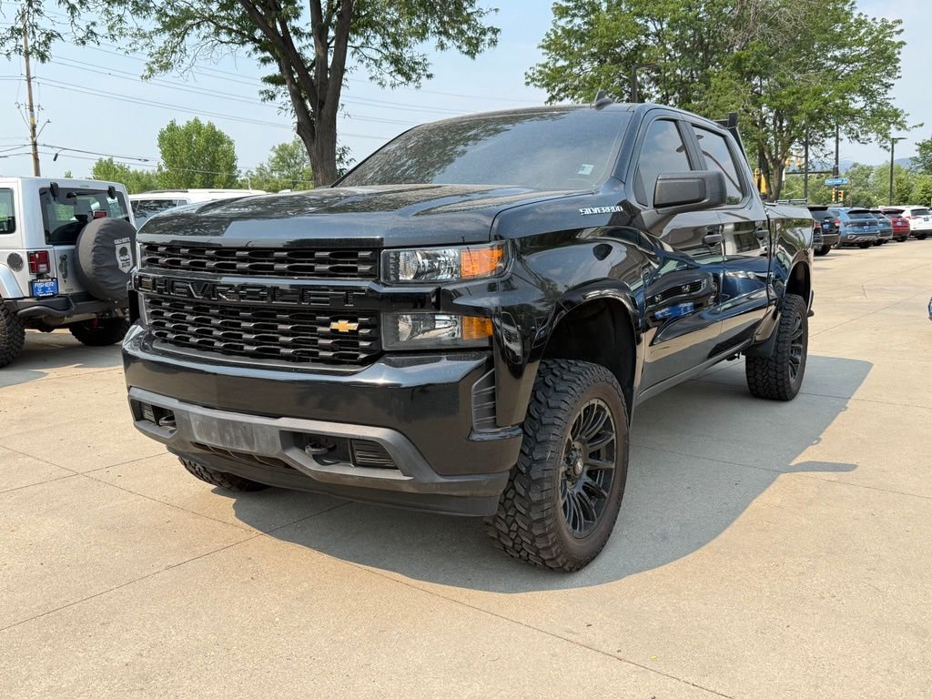 Used 2022 Black Chevrolet Custom image 8