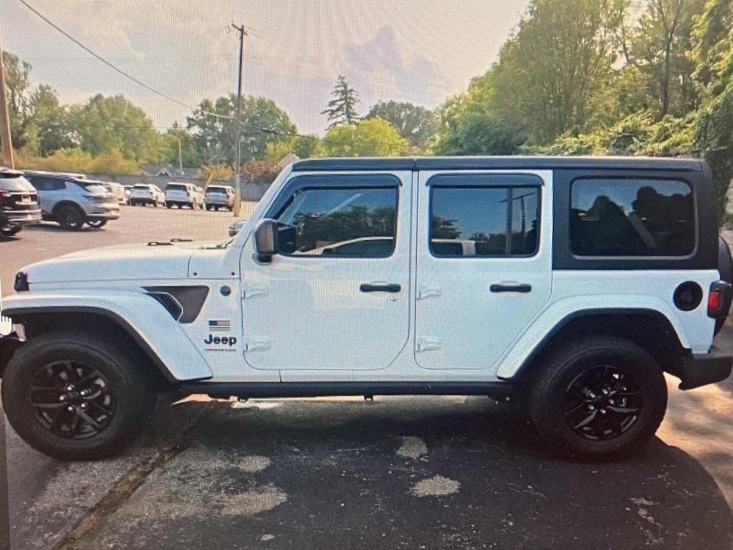 Used 2023 Bright White Clearcoat Jeep Freedom image 6