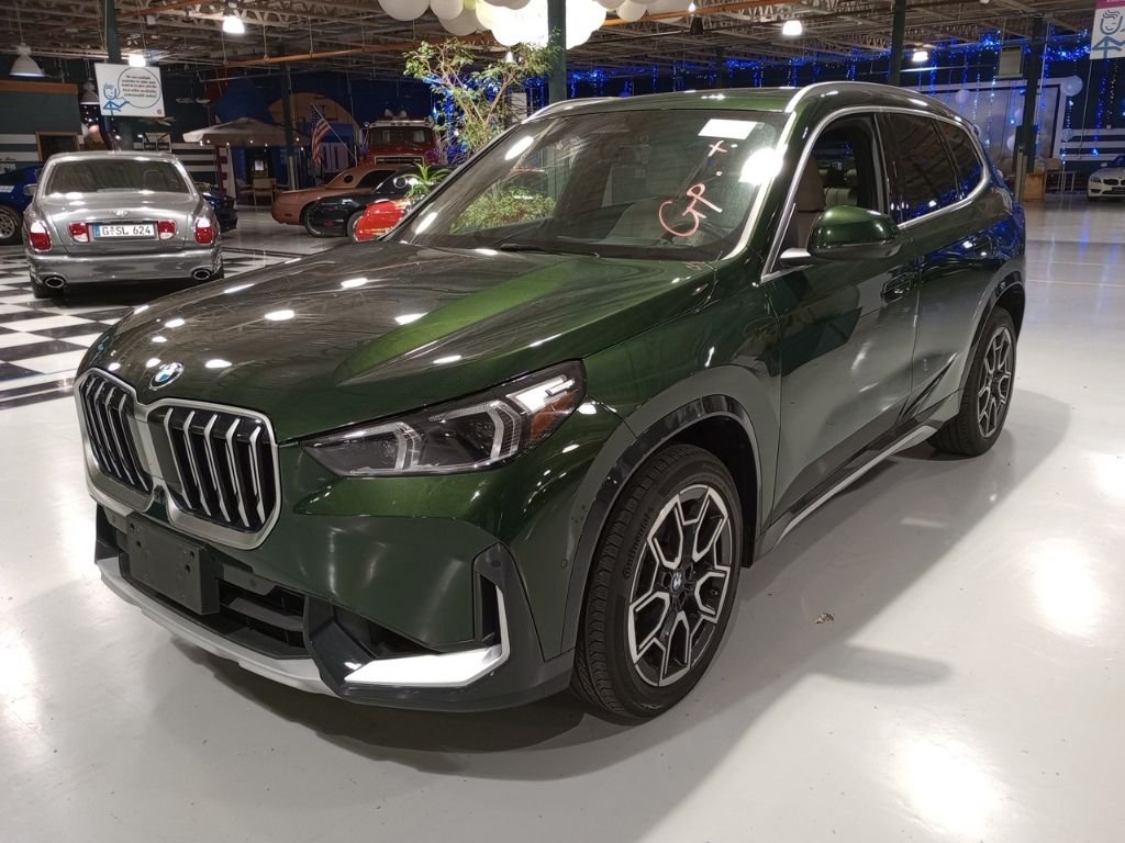 2025 BMW X1 xDrive28i's photo