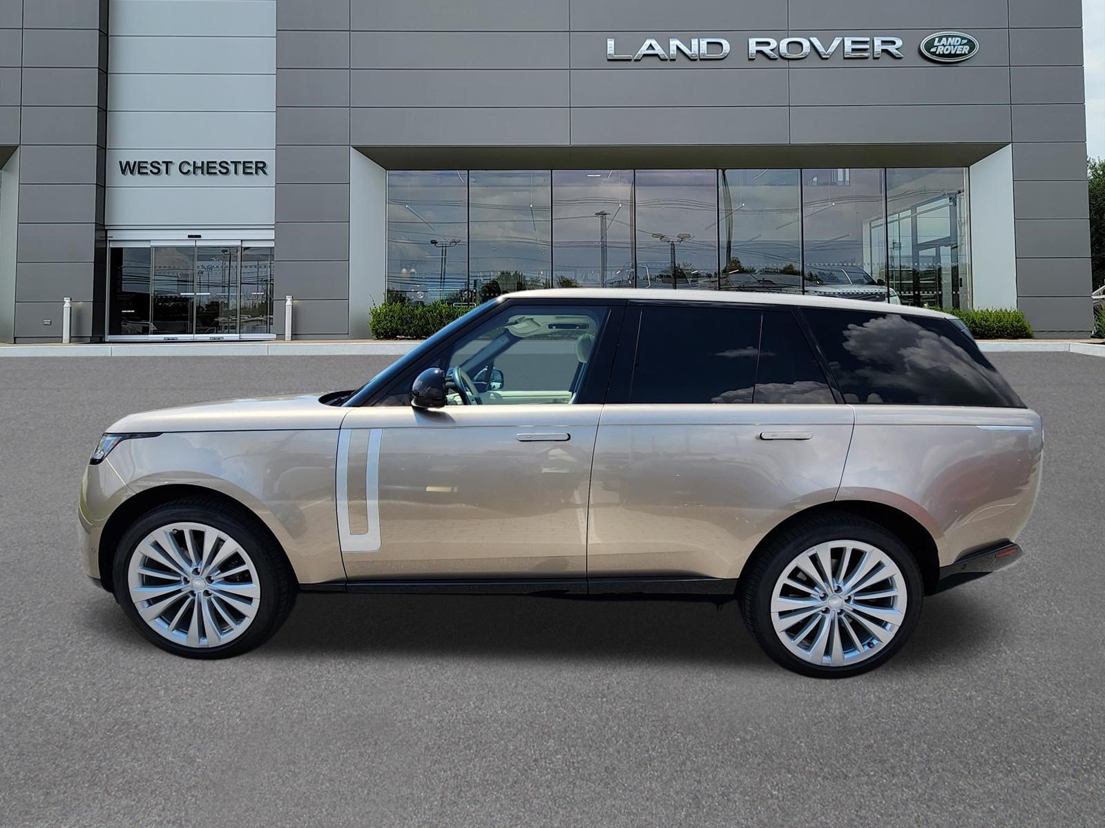 Certified Used 2023 Batumi Gold Premium Metallic Land Rover First Edition image 5