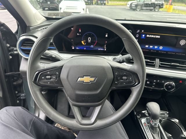 Used 2025 Gray Chevrolet LT image 14