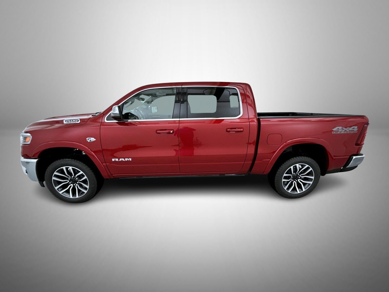 New 2027 Molten Red Pearl-Coat Exterior Paint RAM Limited image 8