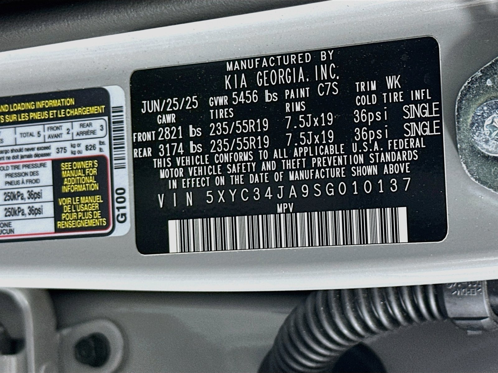 Used 2025 Wolf Gray Kia Light image 31