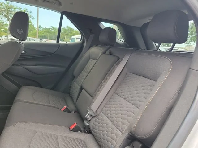 2021 Chevrolet Equinox LT - Photo 18