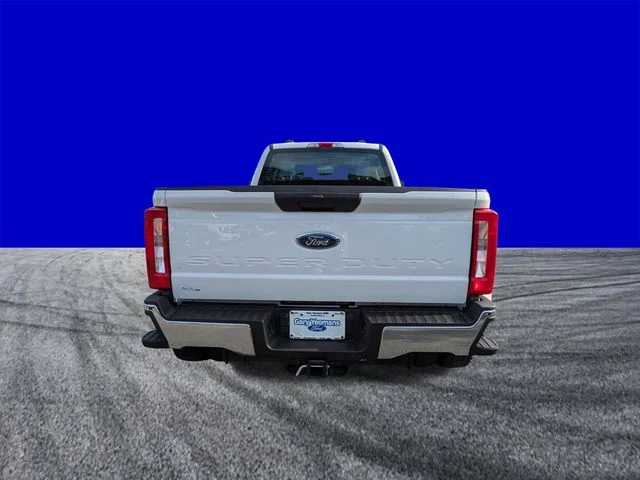New 2026 Oxford White Ford F-450® XL image 5