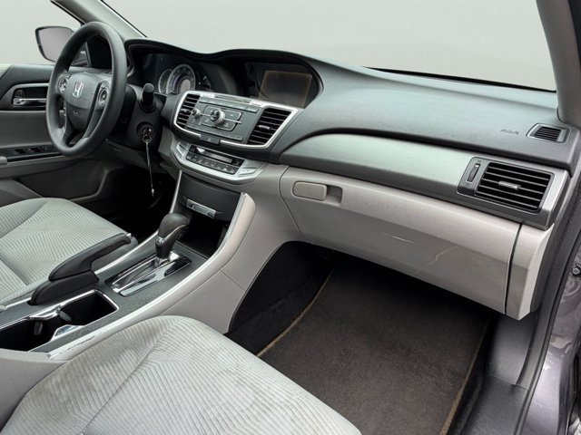 Used 2015  Honda LX image 19
