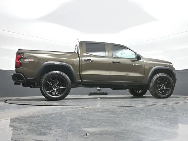 Used 2025 Brown Chevrolet Trail Boss image 25