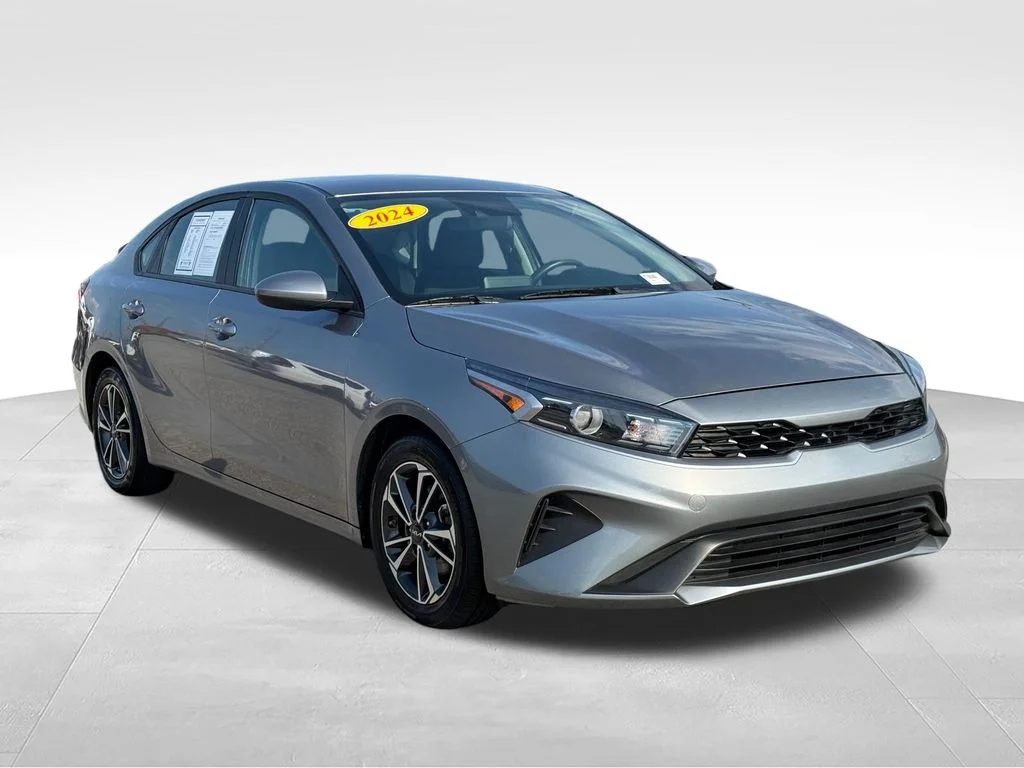 Used 2024 Gray Kia LXS image 31