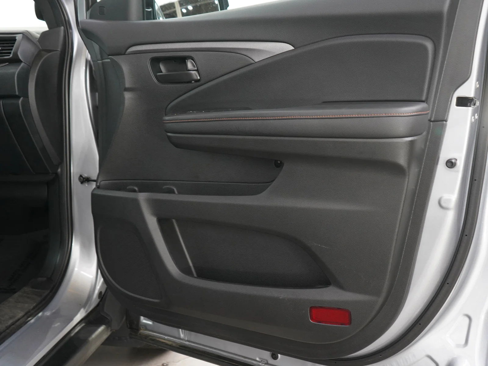 Used 2022 Silver Honda 4D TRAILSPORT AWD image 9