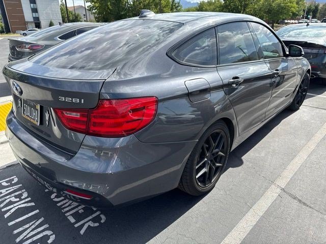 Used 2016 Mineral Grey Metallic BMW 328i xDrive image 3