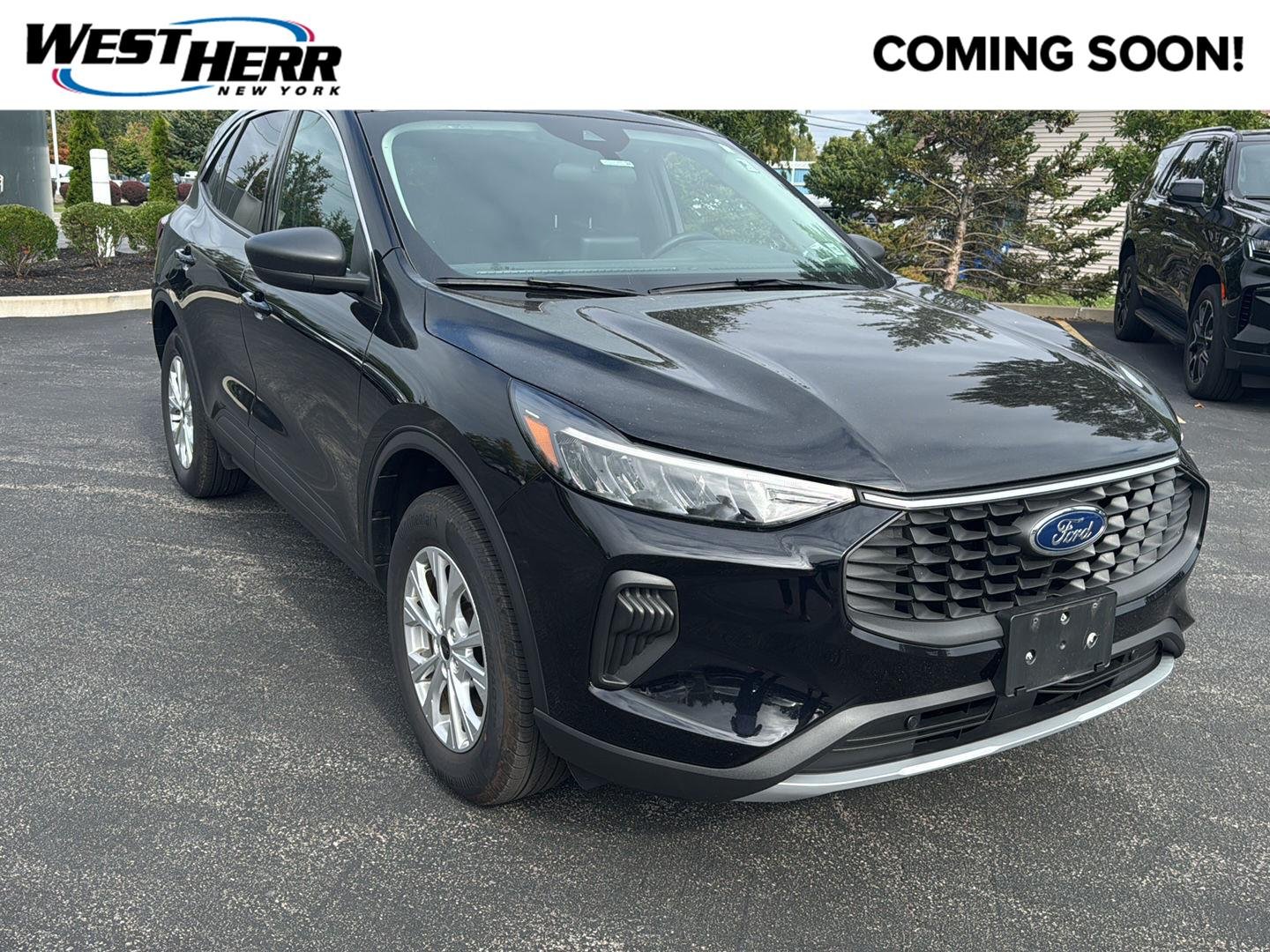 Used 2024 Agate Black Ford Active image 1