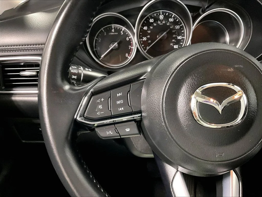 Used 2025 Platinum Quartz Metallic Mazda 2.5 S Select Package image 18