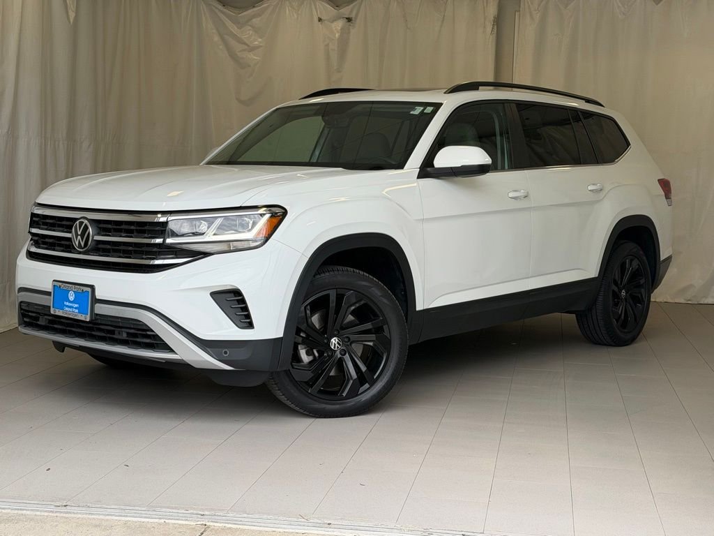 2022 Volkswagen Atlas 3.6L SE w/Tech 4MOTION's photo