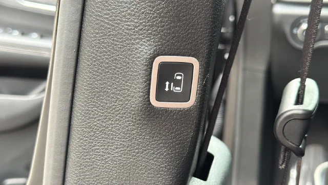 Used 2026  Chrysler Limited image 36