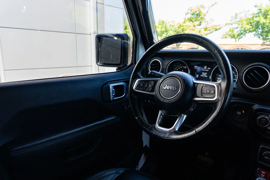 Used 2023 White Jeep Rubicon 4xe image 12