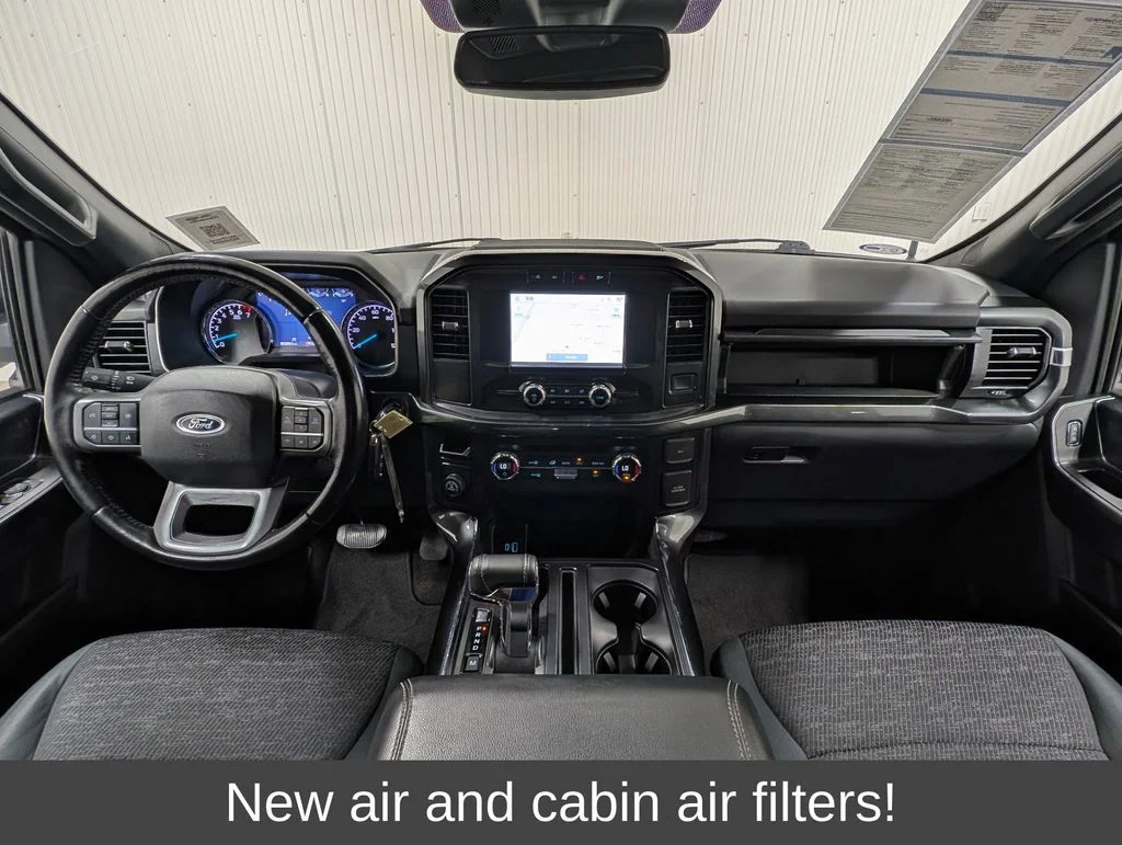 Certified Used 2021 Oxford White Ford XLT image 3