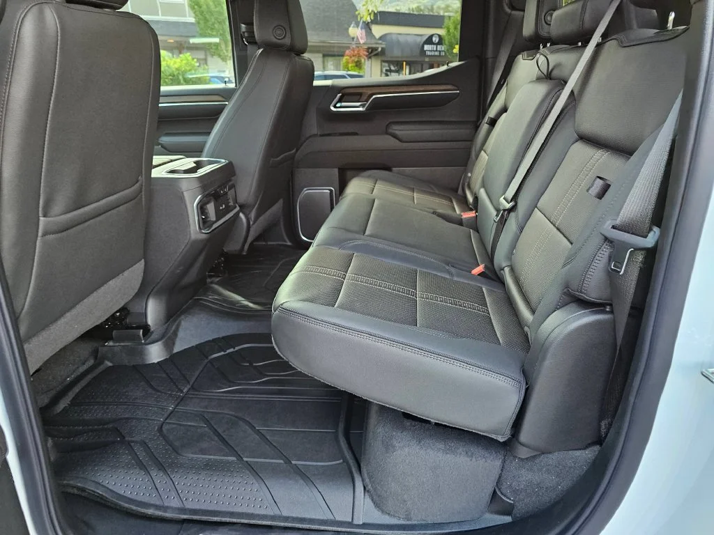 2026 Chevrolet Silverado 1500 High Country - Photo 18