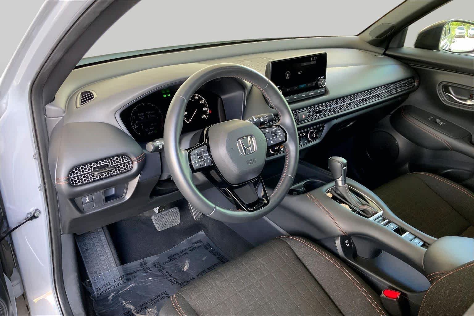 Used 2024 Urban Gray Pearl Honda Sport image 18