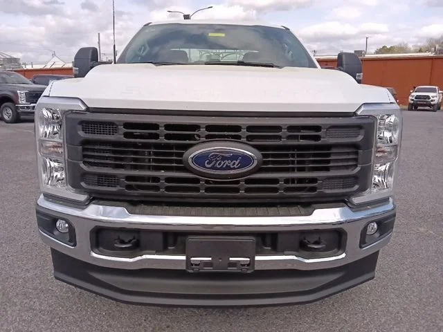 New 2026 Oxford White Ford F-250® XL image 8