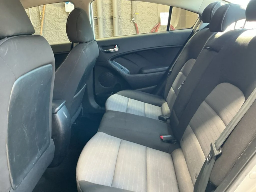 Used 2015 Silver Kia EX image 19
