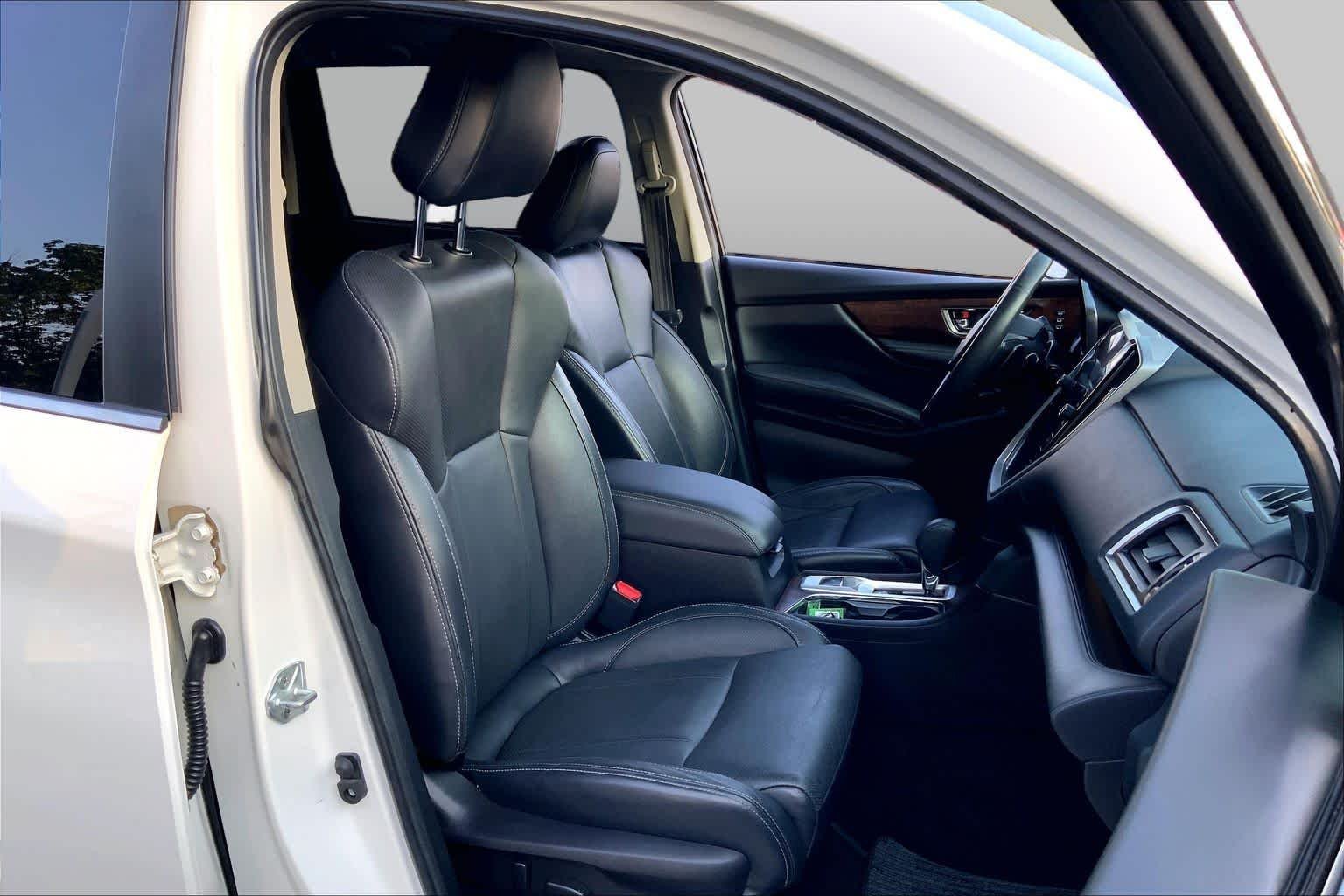 Used 2023 Crystal White Pearl Subaru Touring image 9