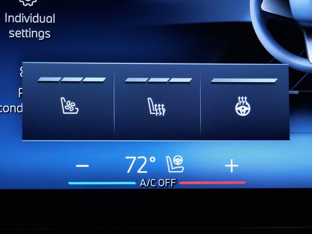 Used 2026 Skyscraper Grey Metallic BMW xDrive40i image 47