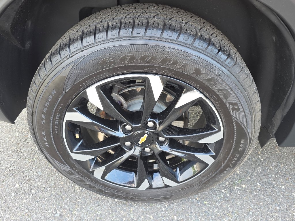 Certified Used 2022 Summit White Chevrolet LT image 27
