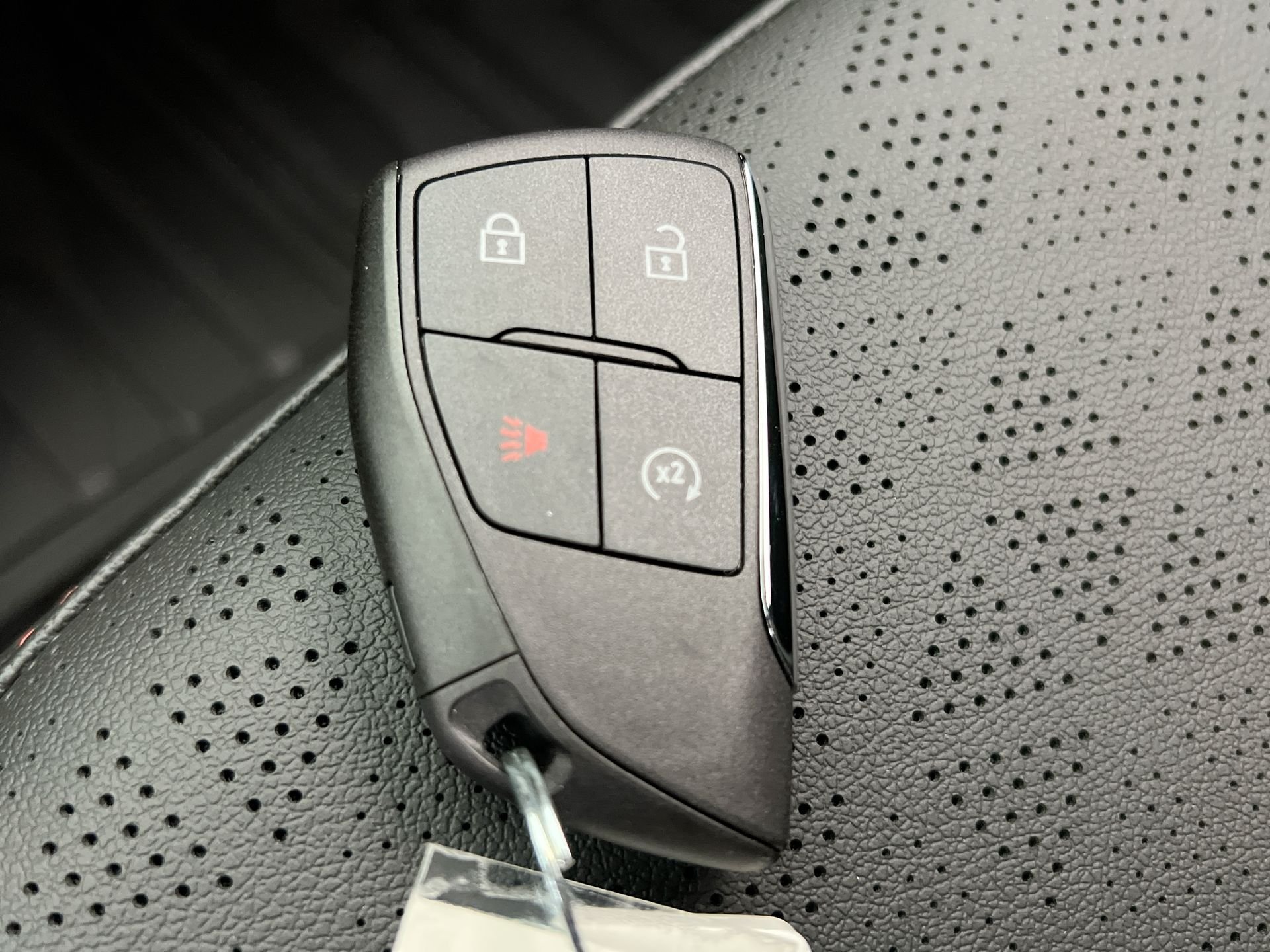 2027 Chevrolet Bolt RS - Photo 74